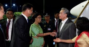 Chinese Foreign Minister arrives in SL on transit visit
