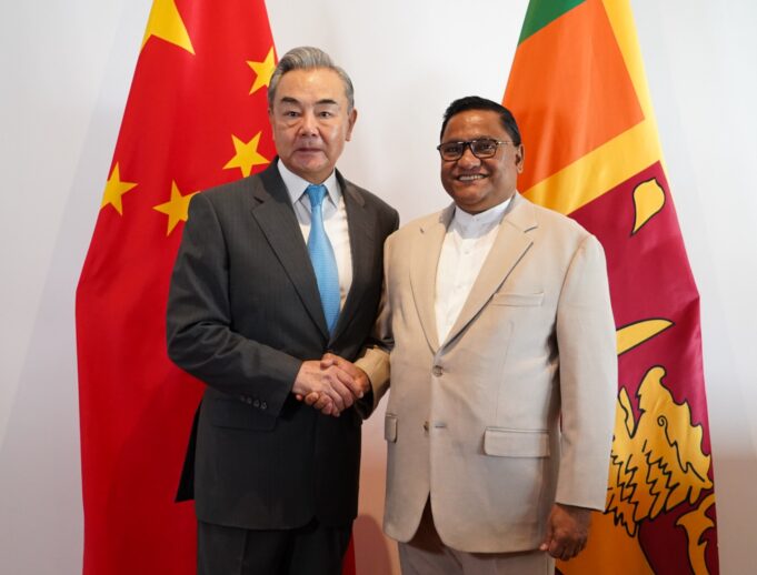 Chinese, Sri Lankan FMs meet on ties