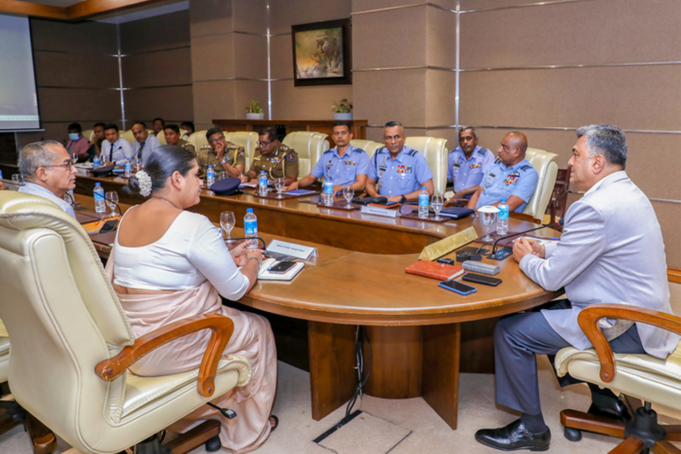 Defence Ministry reviews progress on Pettah Bus Terminal renovation