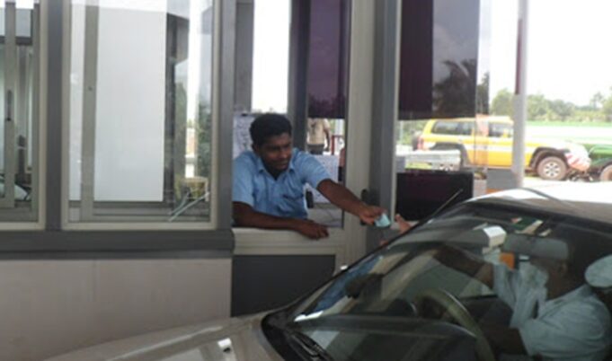 Sri Lanka’s expressways earn Rs. 441 Mn during New Year season