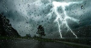 Lightning advisory : Red alert issued to 10 districts