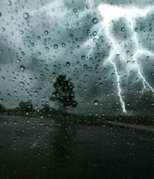 Lightning advisory : Red alert issued to 10 districts