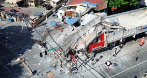 Death toll in Philippine earthquake rises to at least 15