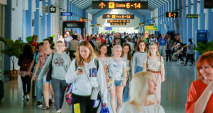 Sri Lanka records highest‑ever tourist arrivals in May