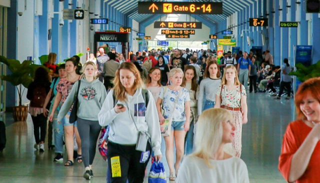 Sri Lanka records highest‑ever tourist arrivals in May