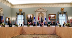 Israel and Lebanon agree to the implementation of ceasefire