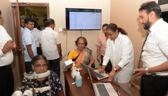 Seeduwa Vijaya Kumaratunga Memorial Hospital eye clinic goes digital