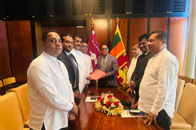Opposition submits No‑Confidence Motion against Justice Minister