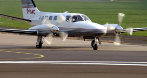 Alaska charter flight crash kills 8