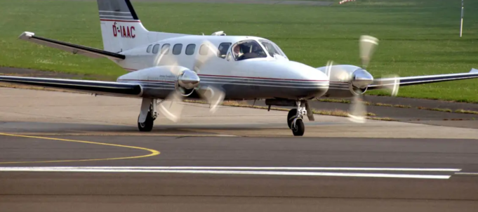 Alaska charter flight crash kills 8