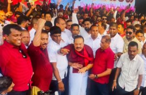 WATCH : Mahinda Rajapaksa arrives for SLPP Rally