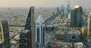 US orders diplomats to depart Saudi Arabia amid Houthi strikes